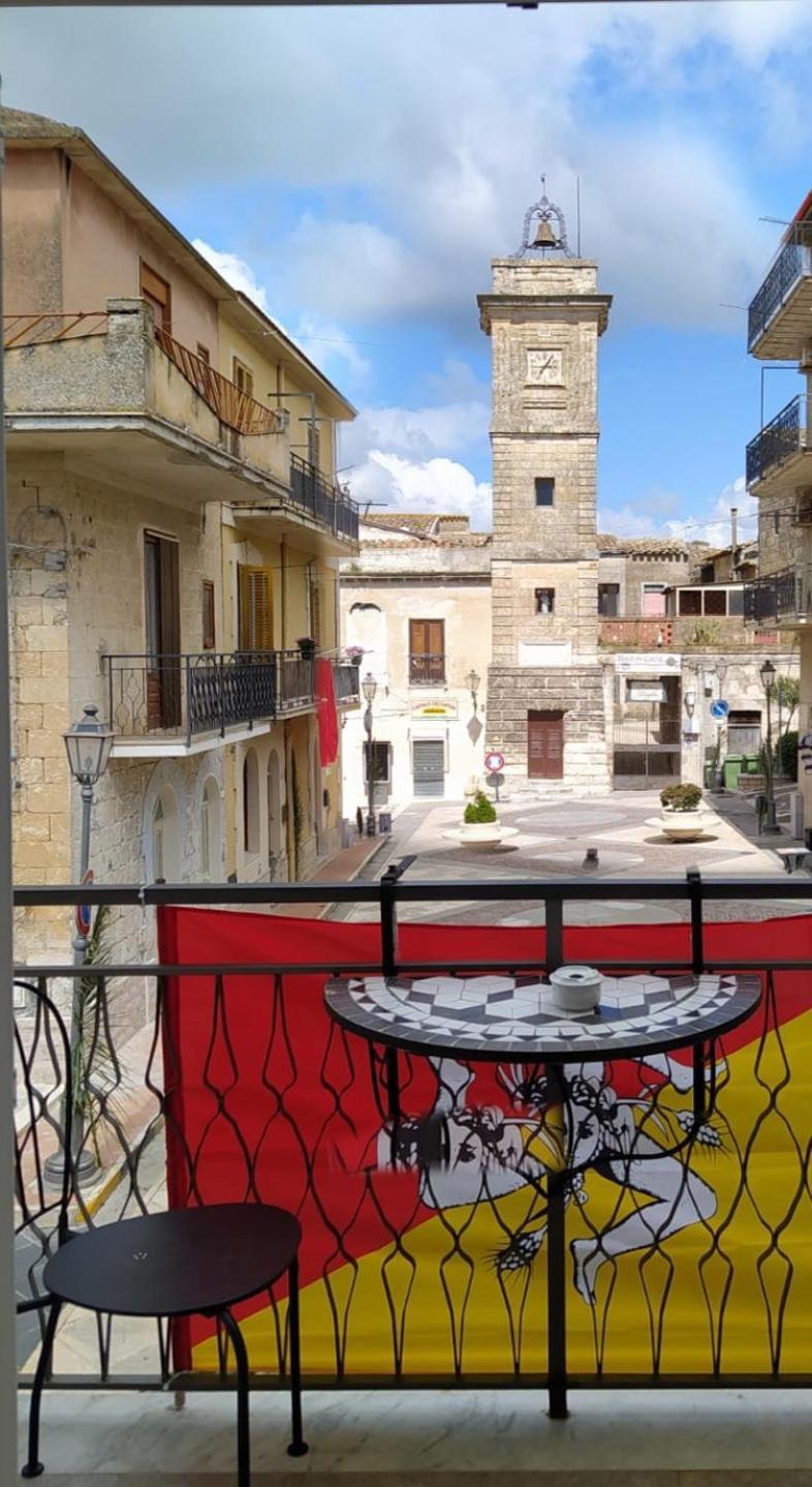 Bed & Breakfast Acquaviva Di Vullo Vincenzo Acquaviva Platani Exterior foto